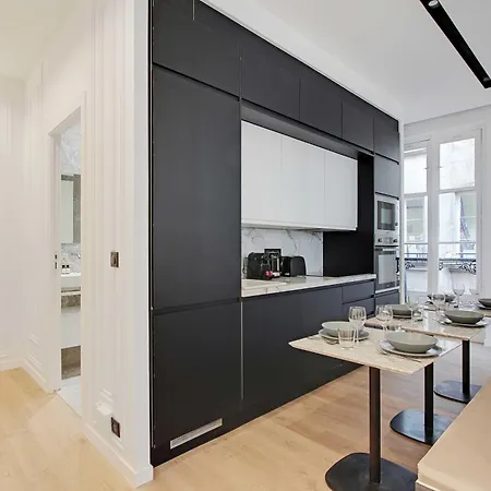 Luxury In The Heart Of Paris- 2br-6p - Bourse דירה *