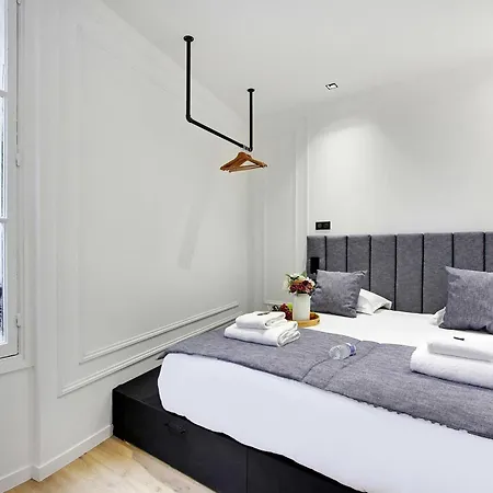 Luxury In The Heart Of Paris- 2br-6p - Bourse דירה *